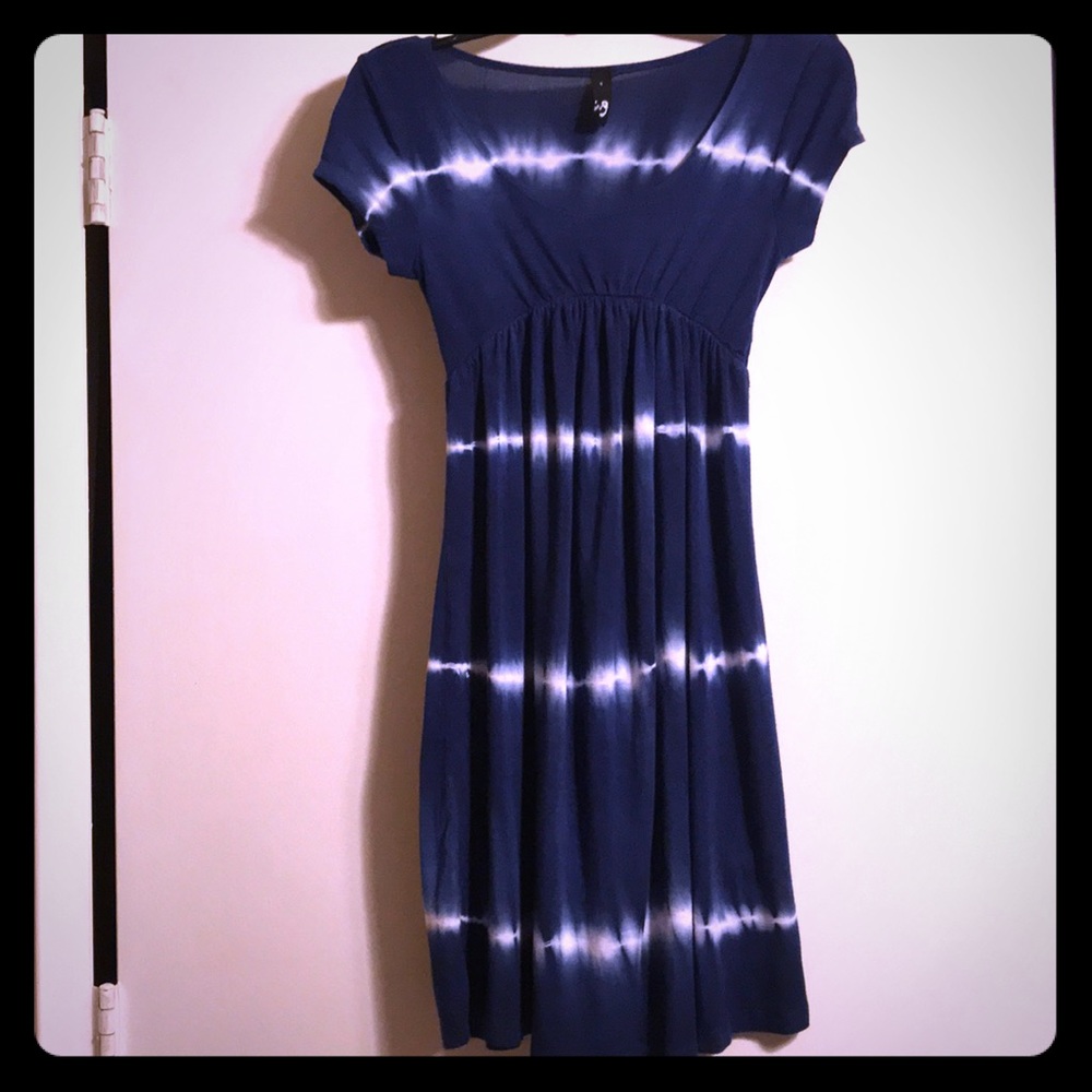 Cute summer dress!